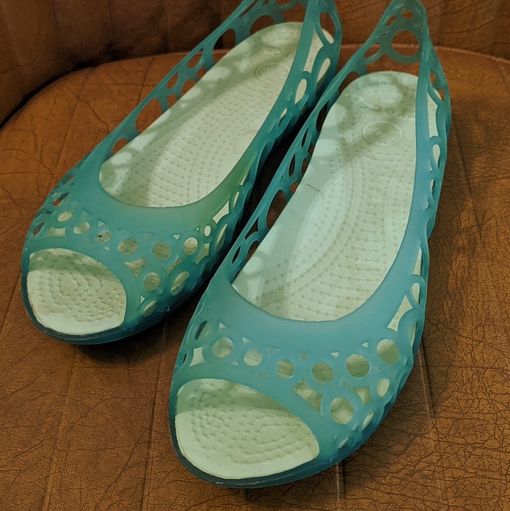 Crocs